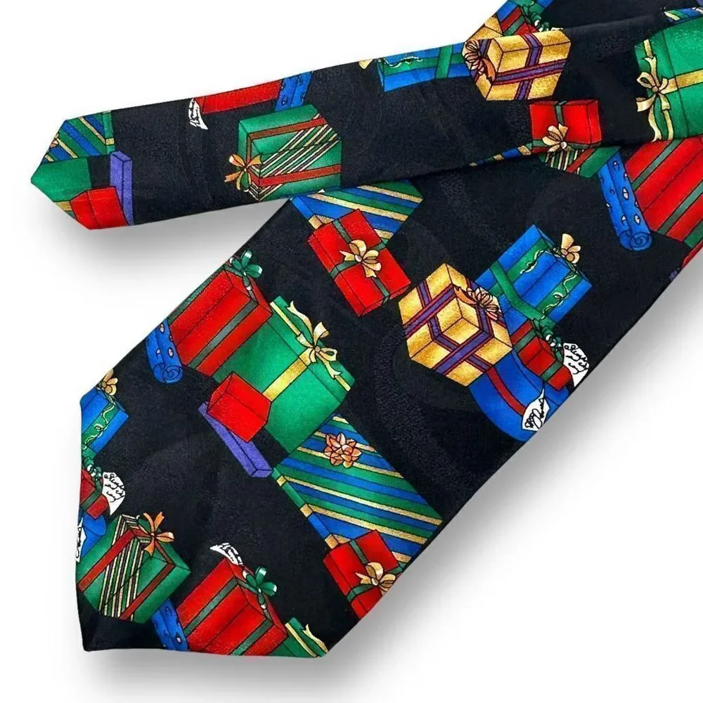 American Traditions Multi Color‎ Christmas Gifts Tie